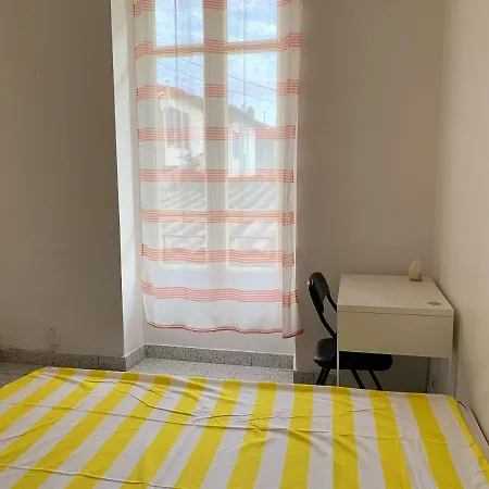 De 2 Chambres A A 100 M De La Nice